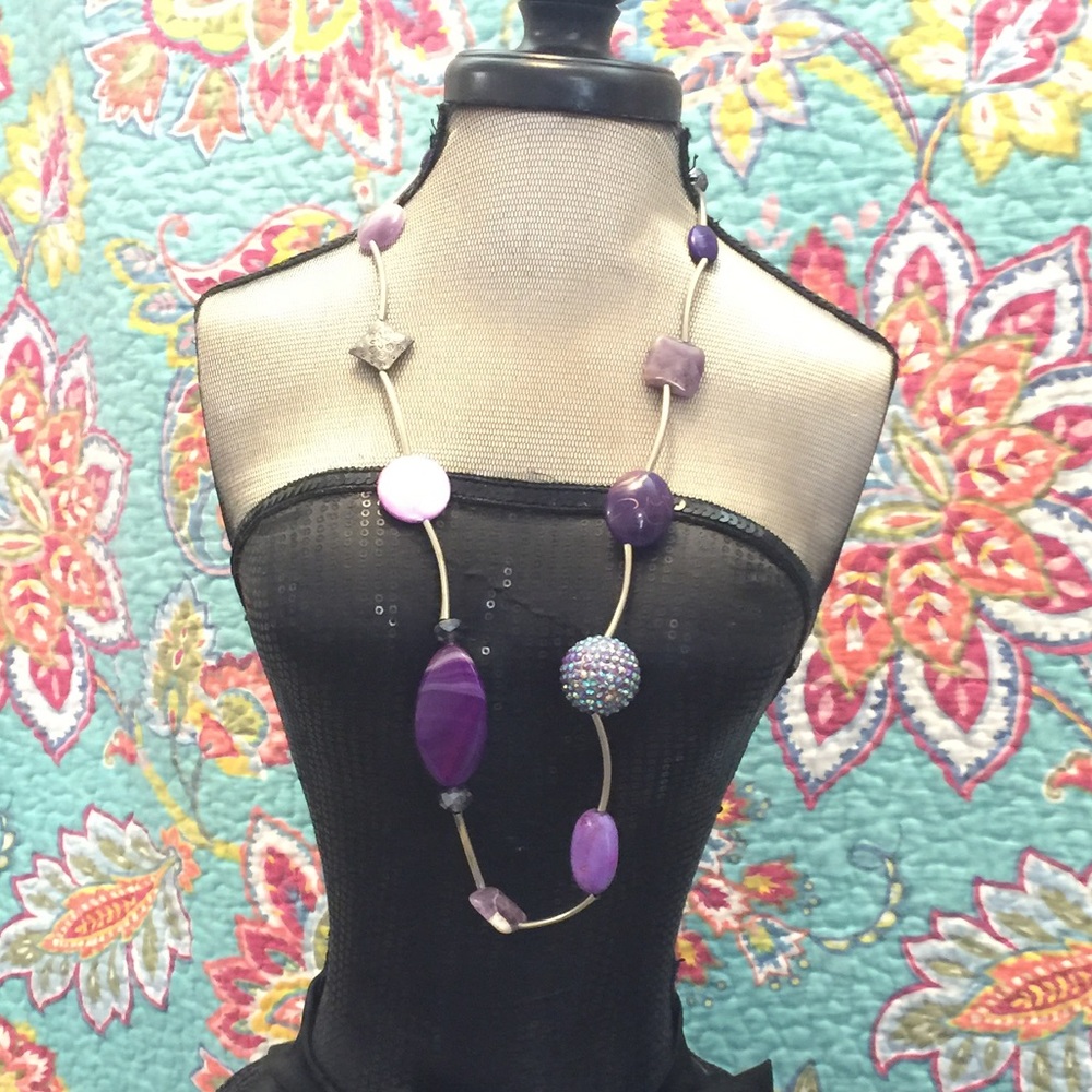 💜💜 Purple necklace w/ bling beads! 💜💜
